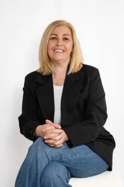 Kerstin Freitag, akad.IM